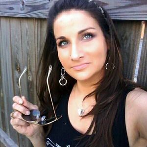 Meet your Posher, Jenn